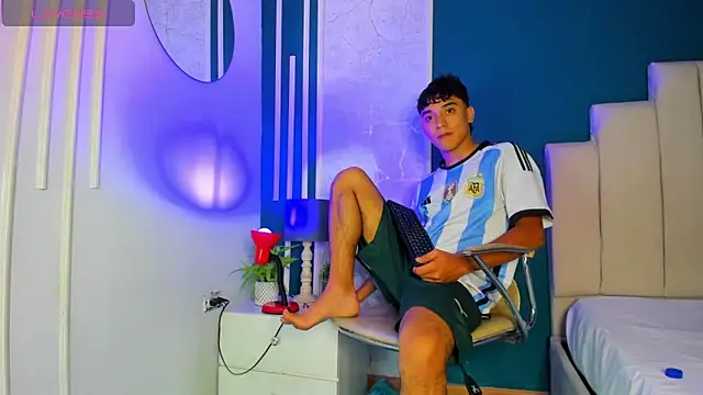 Austin Cardieff online show from 01.23.25