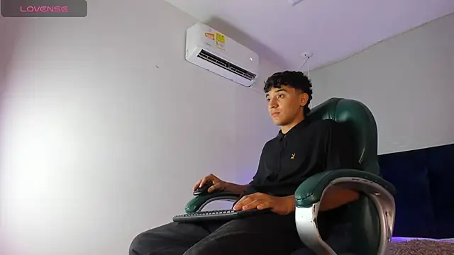 Austin Cardieff online show from 01.26.25