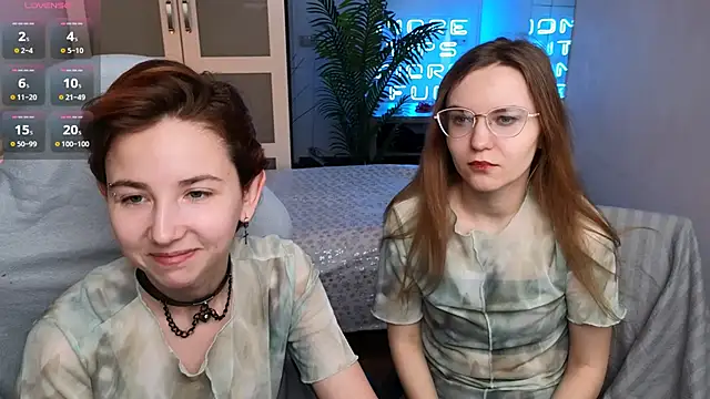 Snapshot of velvetvalkyries chatting on 12.14.24 velvetvalkyries online show from 12.14.24