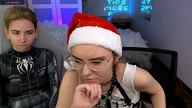 Snapshot of velvetvalkyries chatting on 12.29.24 velvetvalkyries online show from 12.29.24