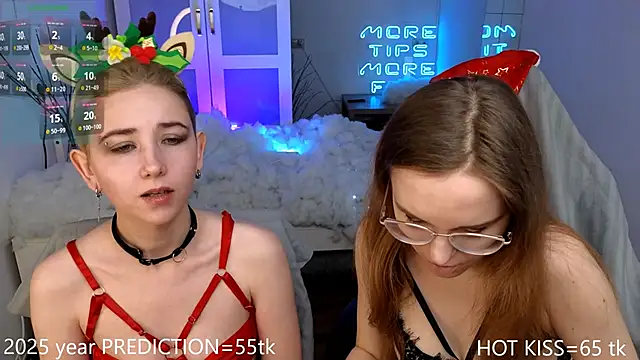 Snapshot of velvetvalkyries chatting on 12.31.24 velvetvalkyries online show from 12.31.24