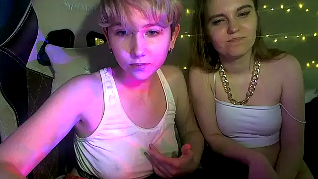 Snapshot of velvetvalkyries chatting on 03.15.25 velvetvalkyries online show from 03.15.25