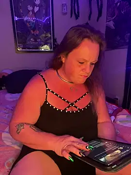 HeatherLynn online show from 02.17.25