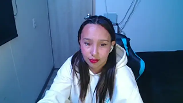 Skarlet Adams28 online show from 12.02.25