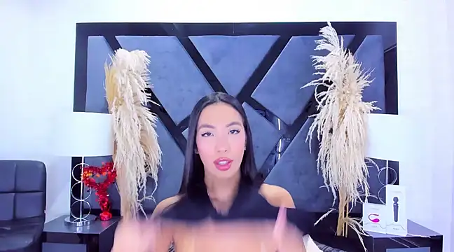 KylieWhite online show from 01.24.25