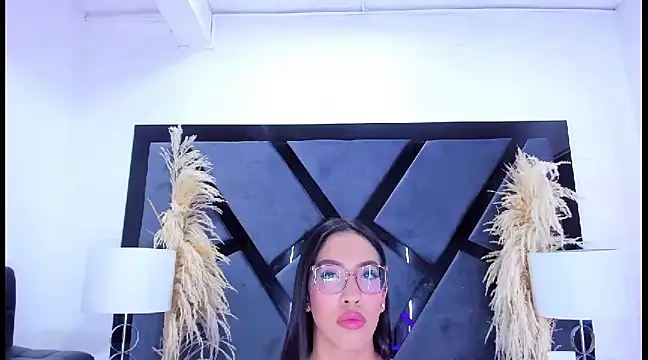 KylieWhite online show from 02.19.25