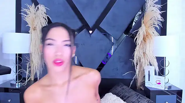 KylieWhite online show from 02.23.25