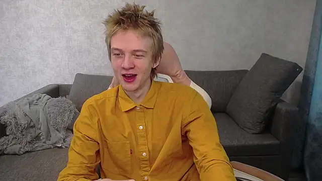 Snapshot of sweetserenity5 chatting on 03.04.25 sweetserenity5 online show from 03.04.25