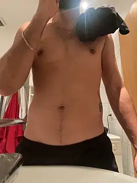 Snapshot of hard_macoor12 chatting on 02.14.25 hard macoor12 online show from 02.14.25