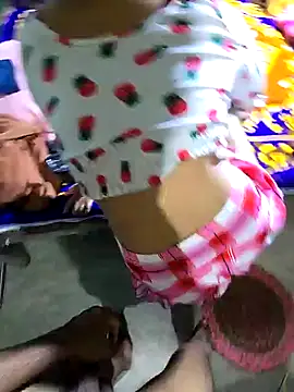 Snapshot of hotbaby_5 chatting on 01.07.25 hotbaby 5 online show from 01.07.25