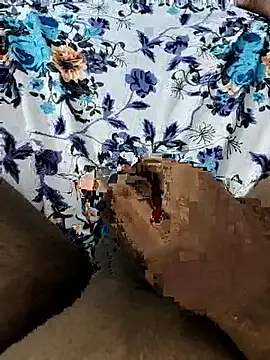 Snapshot of Mallu_Curator chatting on 11.09.25 Mallu Curator online show from 11.09.25