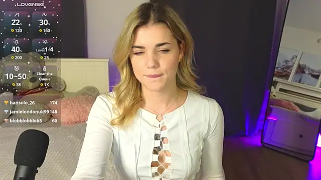 adrianawow1 online show from 03.08.25