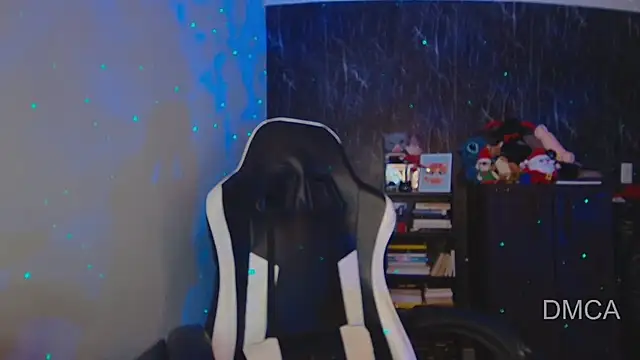 Drea Foox online show from 12.19.24