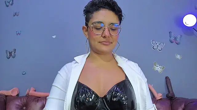 Kaira mosse online show from 01.08.26