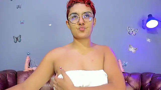 Kaira mosse online show from 02.24.26