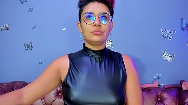 Kaira mosse online show from 06.24.26