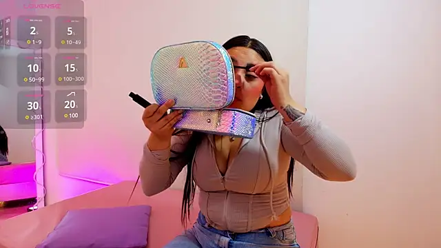 Brendda tay online show from 02.28.25