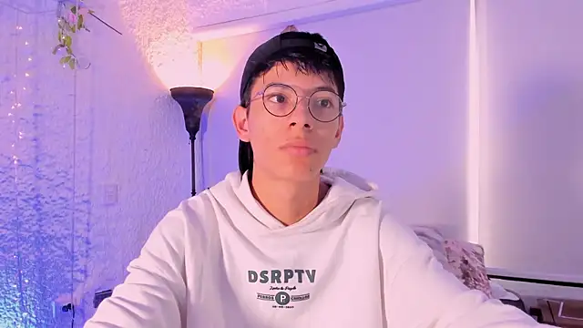 Snapshot of alexandersawyer chatting on 01.09.25 alexandersawyer online show from 01.09.25