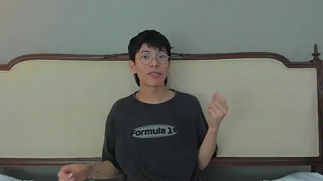 Snapshot of alexandersawyer chatting on 01.22.25 alexandersawyer online show from 01.22.25