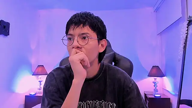 Snapshot of alexandersawyer chatting on 01.23.25 alexandersawyer online show from 01.23.25