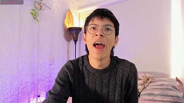 Snapshot of alexandersawyer chatting on 01.24.25 alexandersawyer online show from 01.24.25