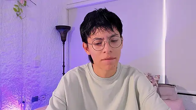 Snapshot of alexandersawyer chatting on 01.30.25 alexandersawyer online show from 01.30.25