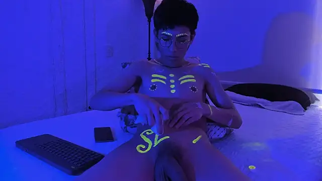 Snapshot of alexandersawyer chatting on 02.01.25 alexandersawyer online show from 02.01.25