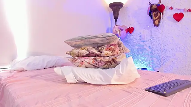 Snapshot of alexandersawyer chatting on 02.19.25 alexandersawyer online show from 02.19.25