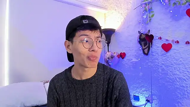 Snapshot of alexandersawyer chatting on 02.24.25 alexandersawyer online show from 02.24.25