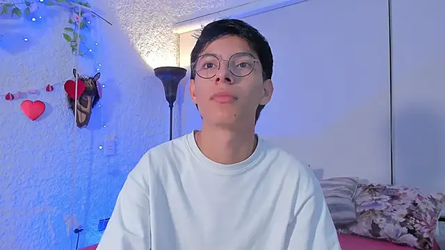 Snapshot of alexandersawyer chatting on 02.27.25 alexandersawyer online show from 02.27.25