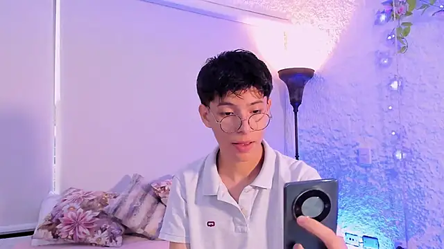 Snapshot of alexandersawyer chatting on 03.06.25 alexandersawyer online show from 03.06.25