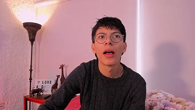 Snapshot of alexandersawyer chatting on 03.14.25 alexandersawyer online show from 03.14.25