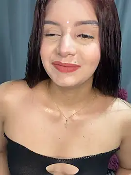 Melanyprada online show from 04.16.26