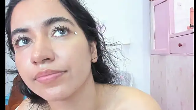 Snapshot of Katiaflex chatting on 03.01.25 Katiaflex online show from 03.01.25