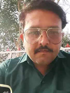 Akhil3290 online show from 02.21.25