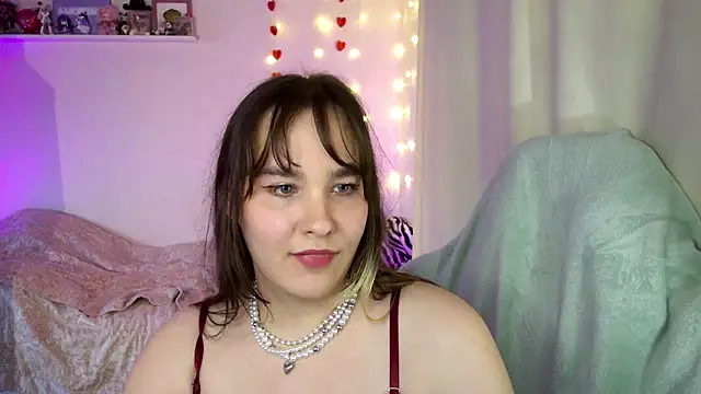 Snapshot of Rosie_Nana chatting on 09.10.25 Rosie Nana online show from 09.10.25