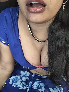 Snapshot of Shivani_Mumbai85 chatting on 07.13.26 Shivani Mumbai85 online show from 07.13.26