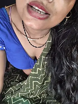 Snapshot of Shivani_Mumbai85 chatting on 07.28.26 Shivani Mumbai85 online show from 07.28.26