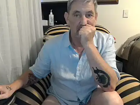 ChunkyMonkey007 online show from 12.04.24