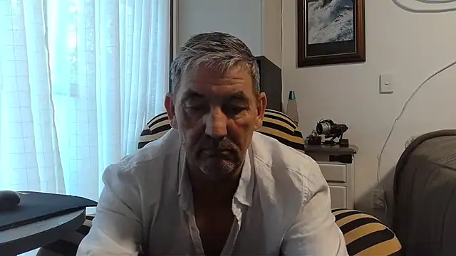 ChunkyMonkey007 online show from 01.25.25