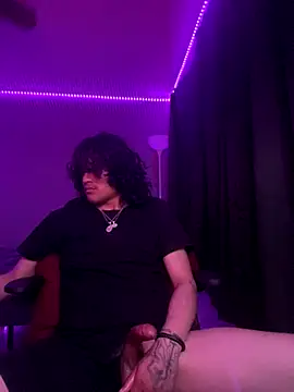 Snapshot of plutomf chatting on 09.21.25 plutomf online show from 09.21.25