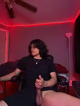 Snapshot of plutomf chatting on 10.08.25 plutomf online show from 10.08.25