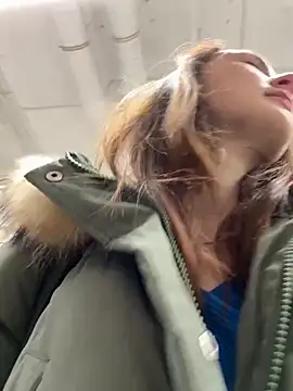 Dina Tease online show from 11.22.25