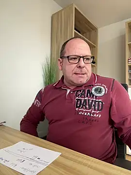 coupleLatinaLovers online show from 01.10.25