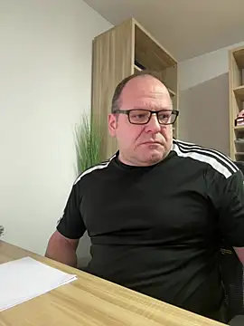 coupleLatinaLovers online show from 01.23.25