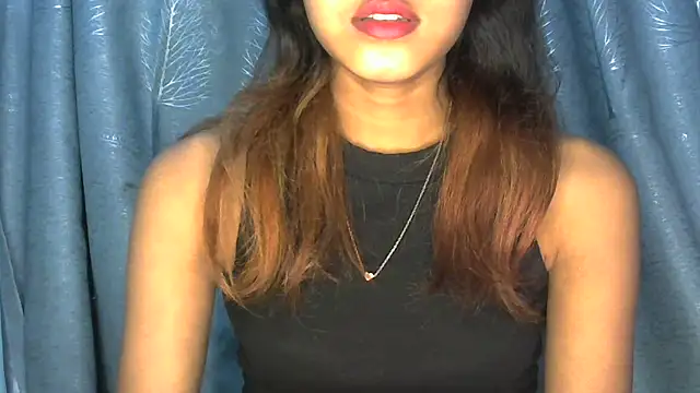 Snapshot of jassi-just18 chatting on 01.19.25 jassi-just18 online show from 01.19.25