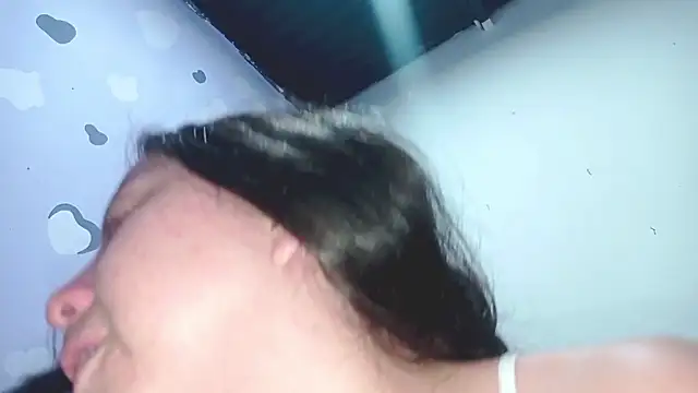 PetiteIvoryQueen19 online show from 01.18.25