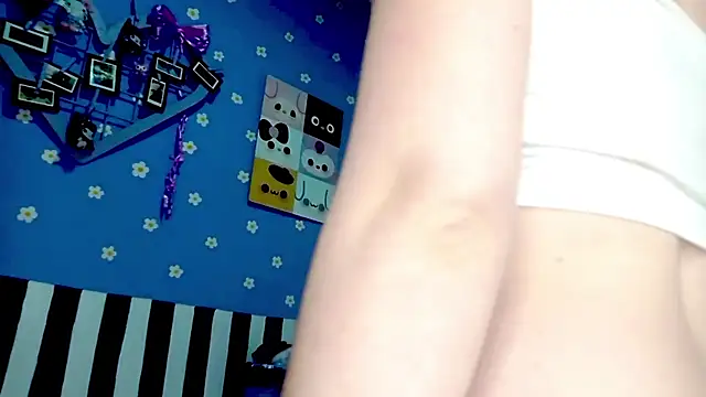 PetiteIvoryQueen19 online show from 06.01.26
