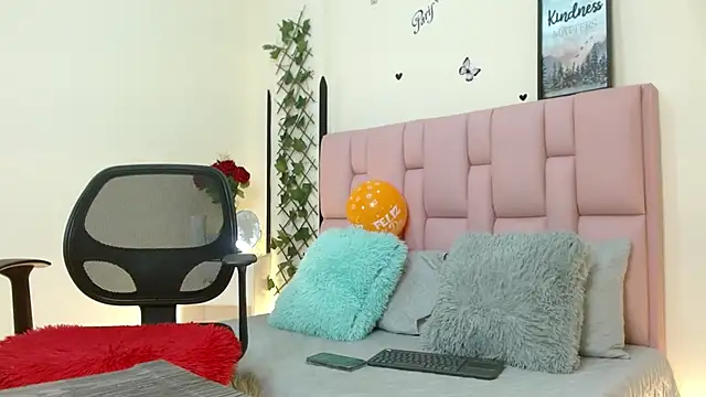 isabela ferrer  online show from 02.15.25