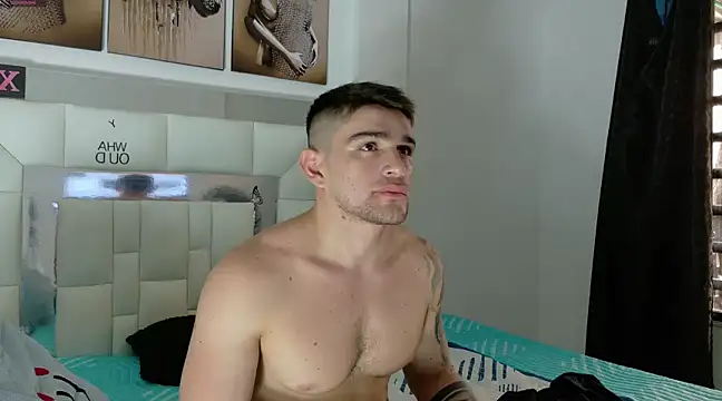 Snapshot of Sexy_Alejandro_ chatting on 01.24.25 Sexy Alejandro  online show from 01.24.25